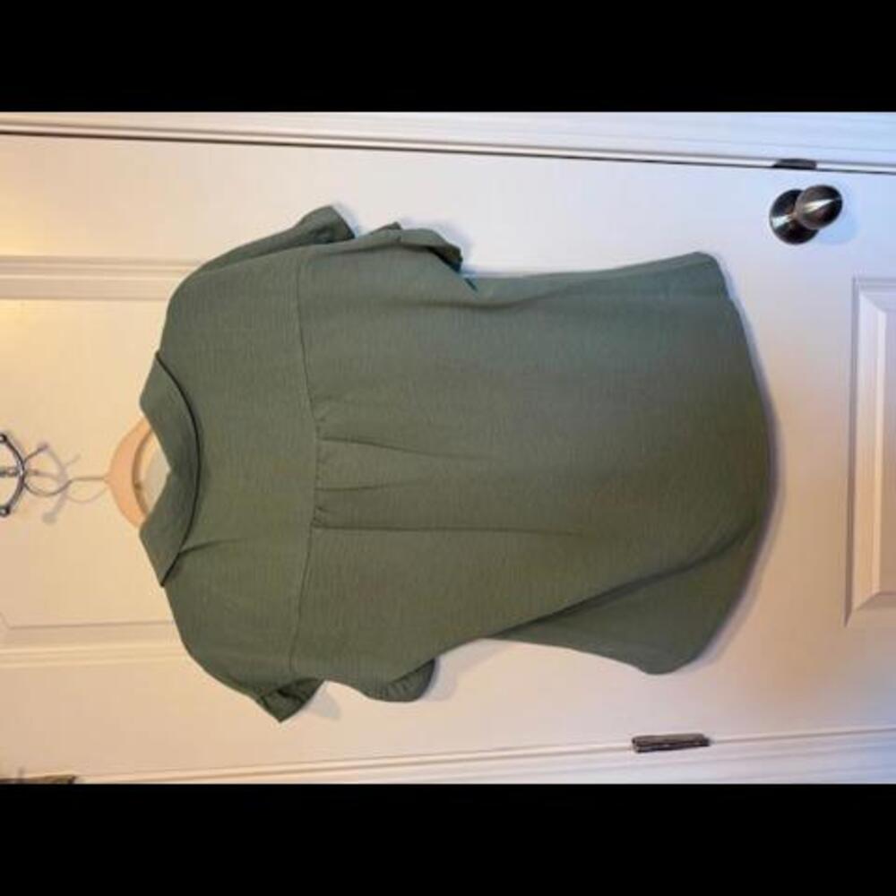 Pleione Seafoam‎ Green Ruffle Sleeve Button Front Blouse Top NWT M - Picture 6 of 6